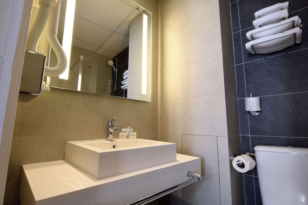 avia saphir montparnasse