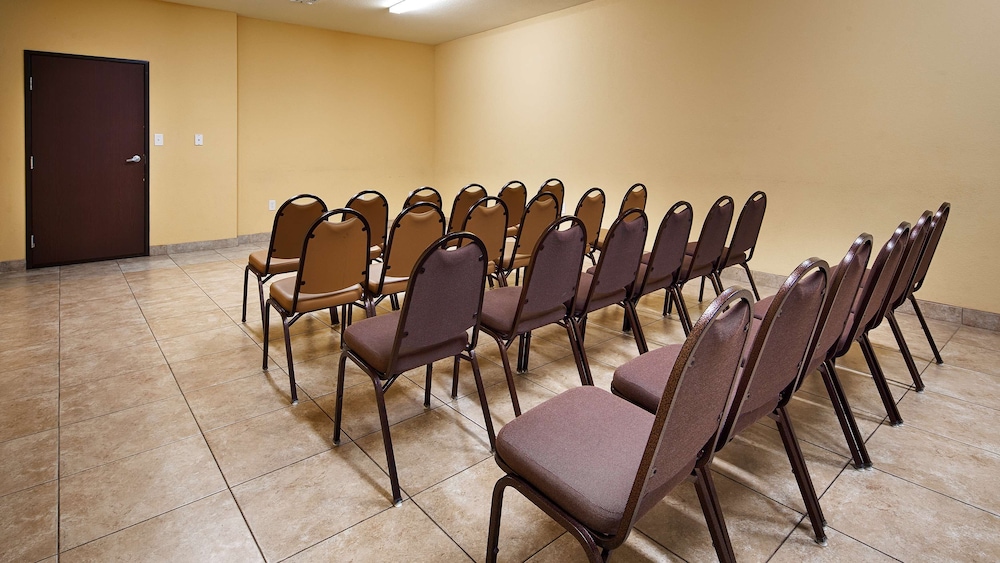 best western plus fort worth forest hill inn and suites