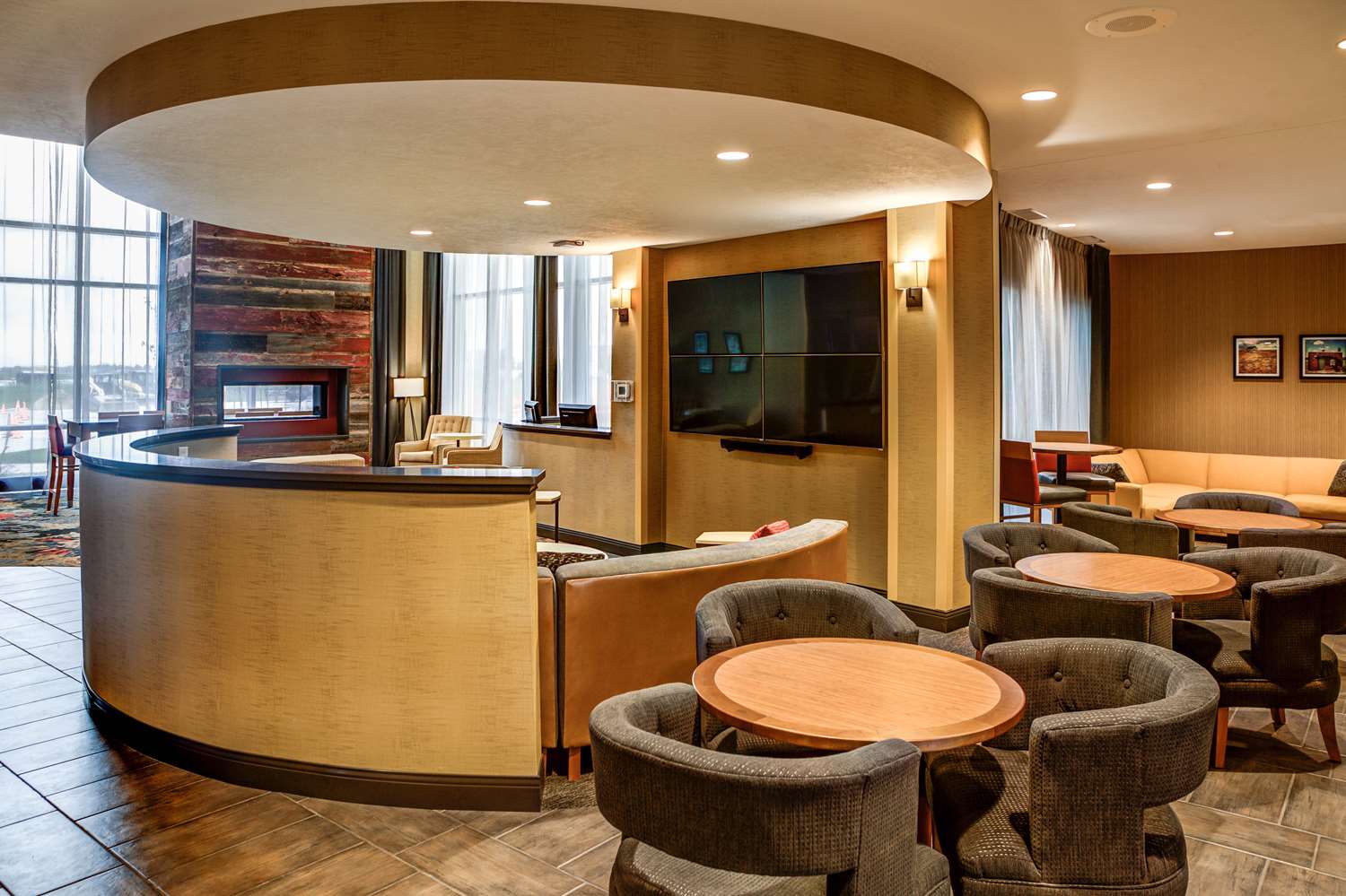 doubletree by hilton west fargo sanford medical center area
