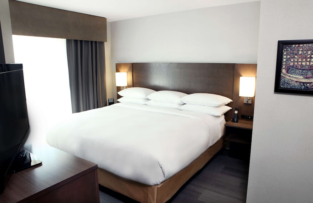 doubletree by hilton west fargo sanford medical center area