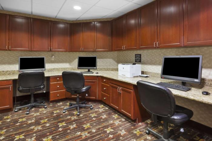 hampton inn detroit southgate