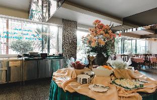 convenient park bangkok hotel