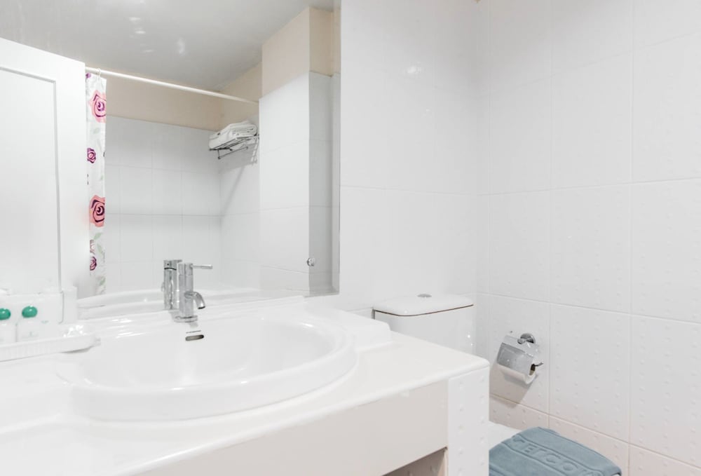 convenient park bangkok hotel