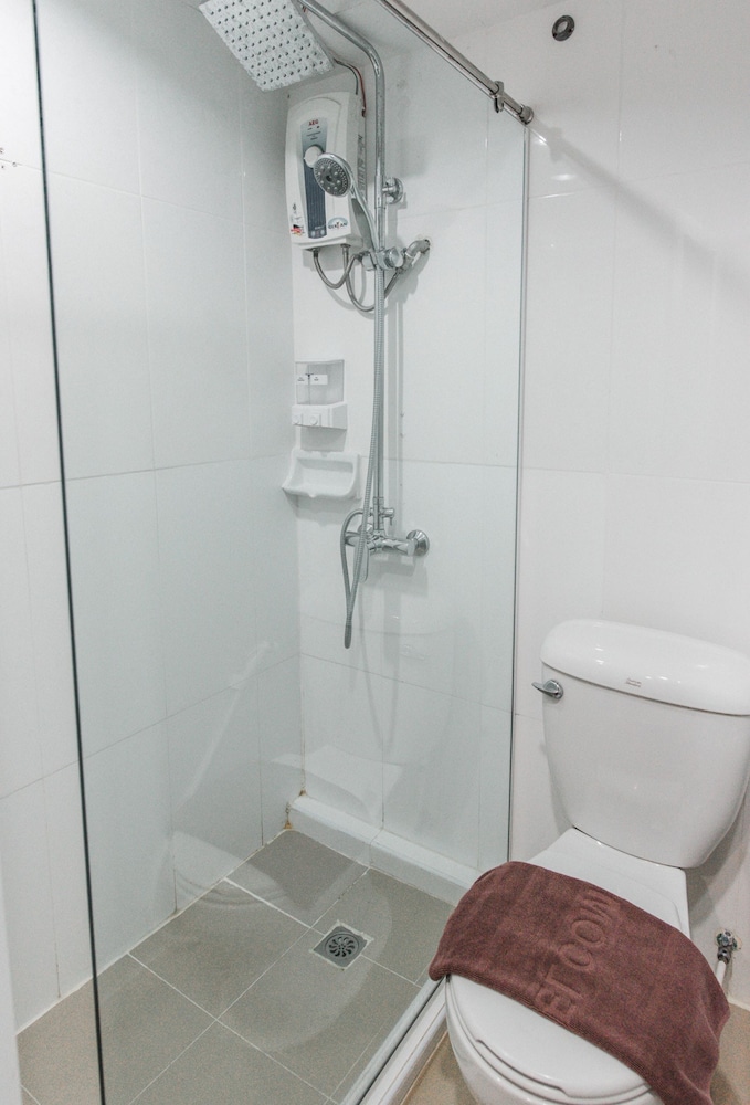 convenient park bangkok hotel