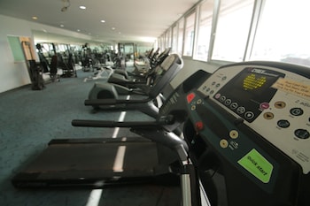 convenient park bangkok hotel