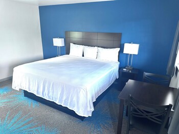budget host inn manistique