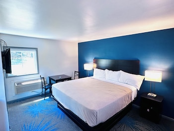 budget host inn manistique
