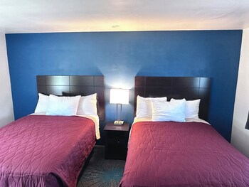 budget host inn manistique