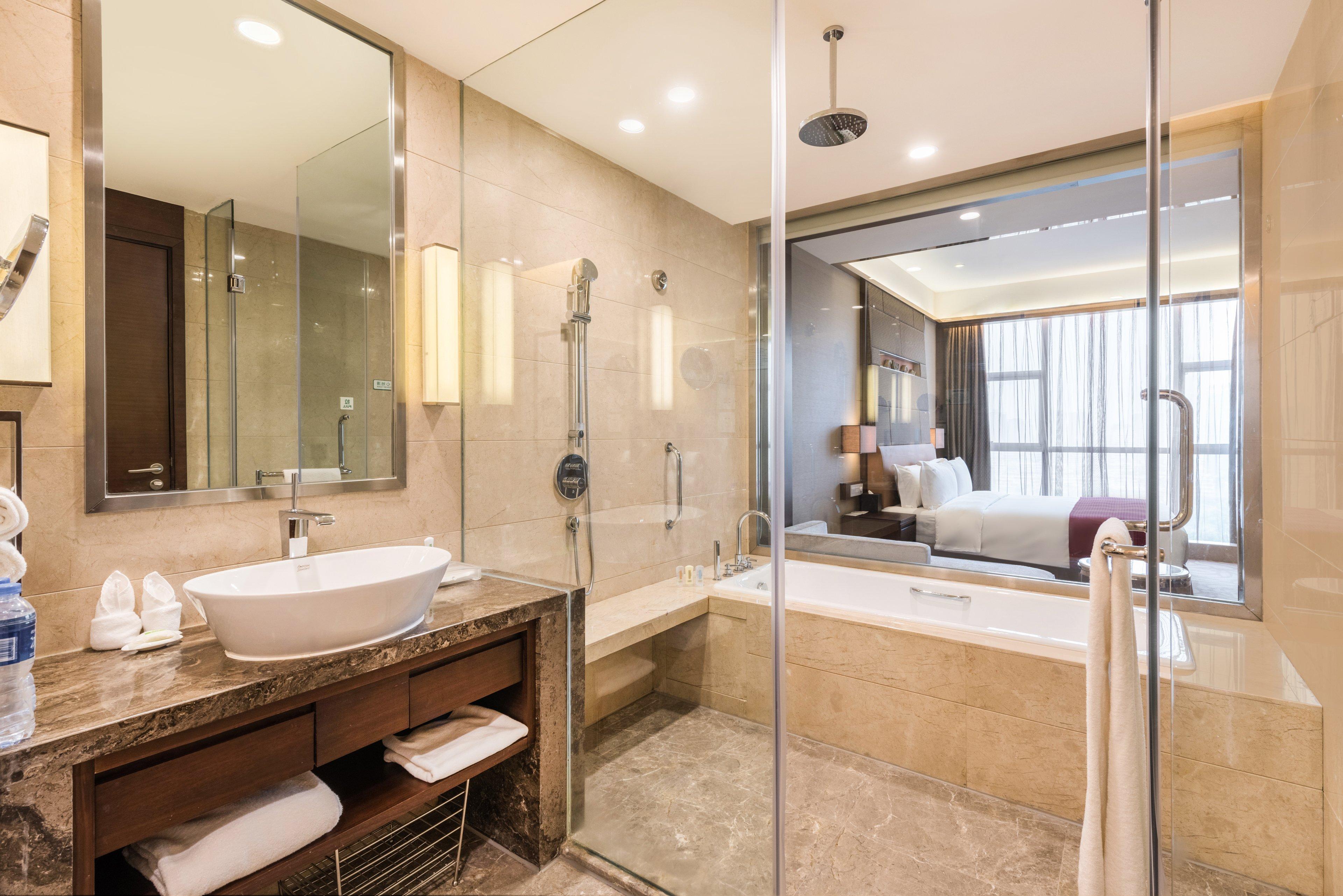 holiday inn xian big goose pagoda by ihg