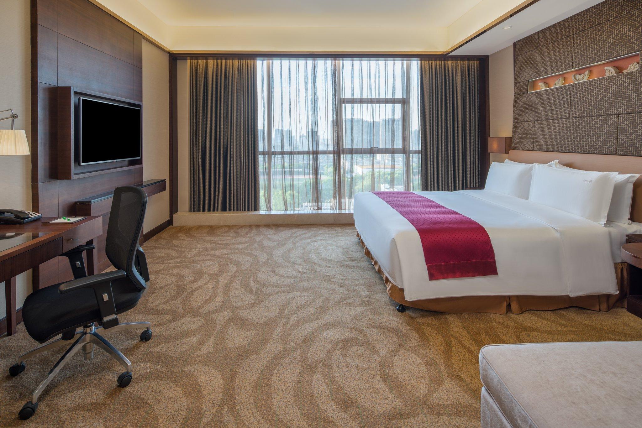 holiday inn xian big goose pagoda by ihg