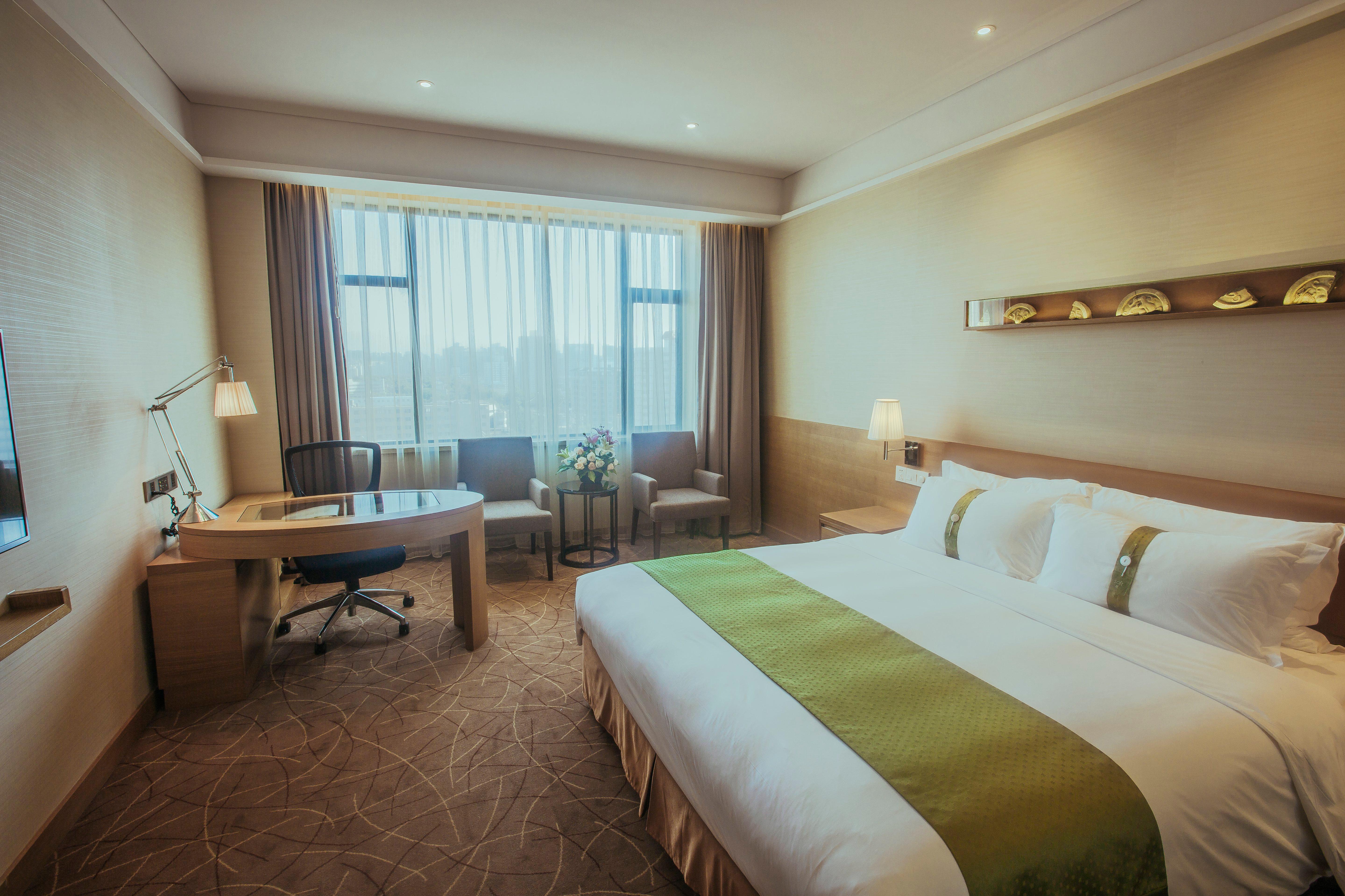 holiday inn xian big goose pagoda by ihg