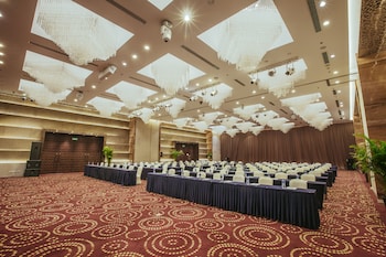 holiday inn xian big goose pagoda by ihg