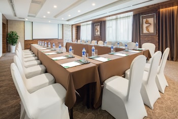 holiday inn xian big goose pagoda by ihg
