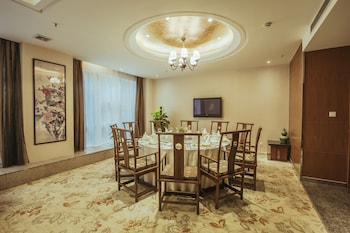 holiday inn xian big goose pagoda by ihg