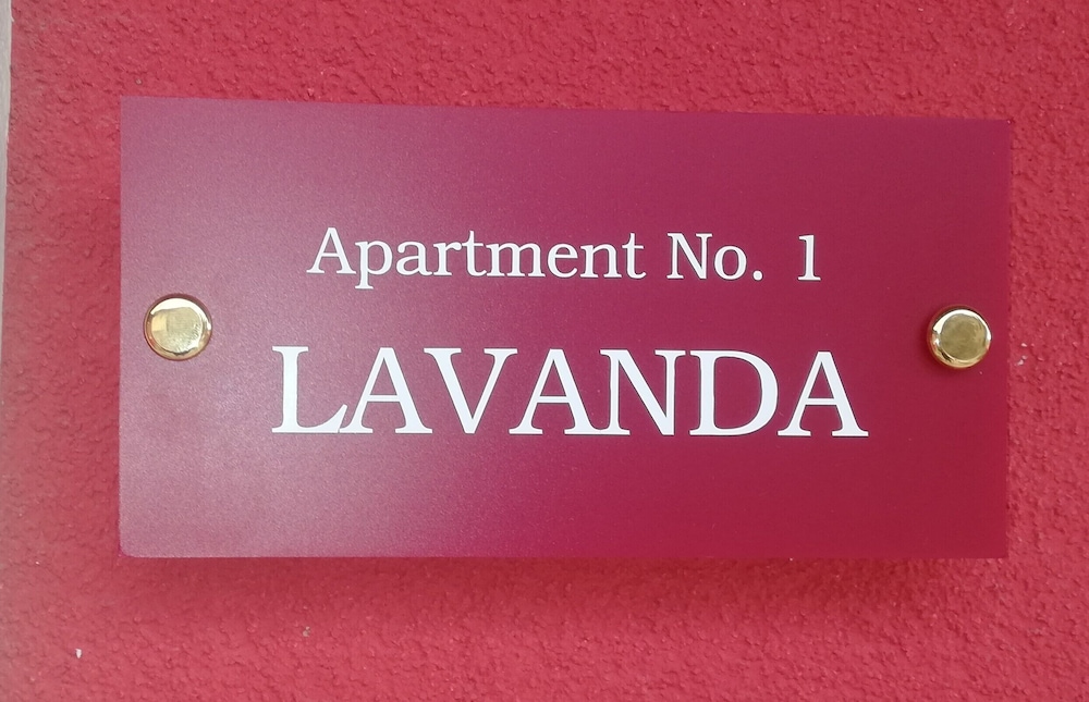 touristfarm apartments red fairytale