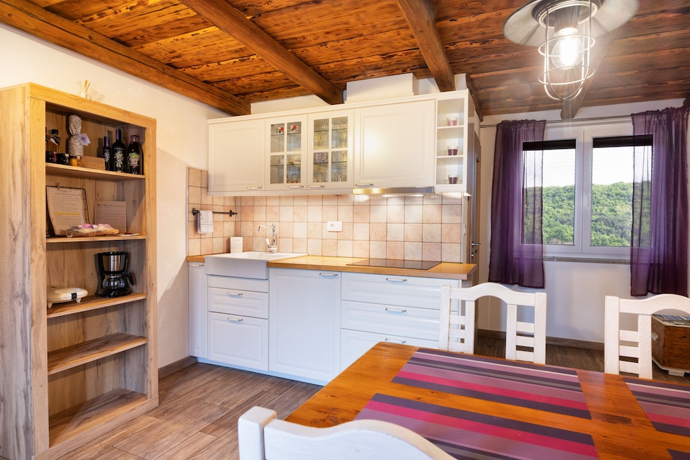 touristfarm apartments red fairytale