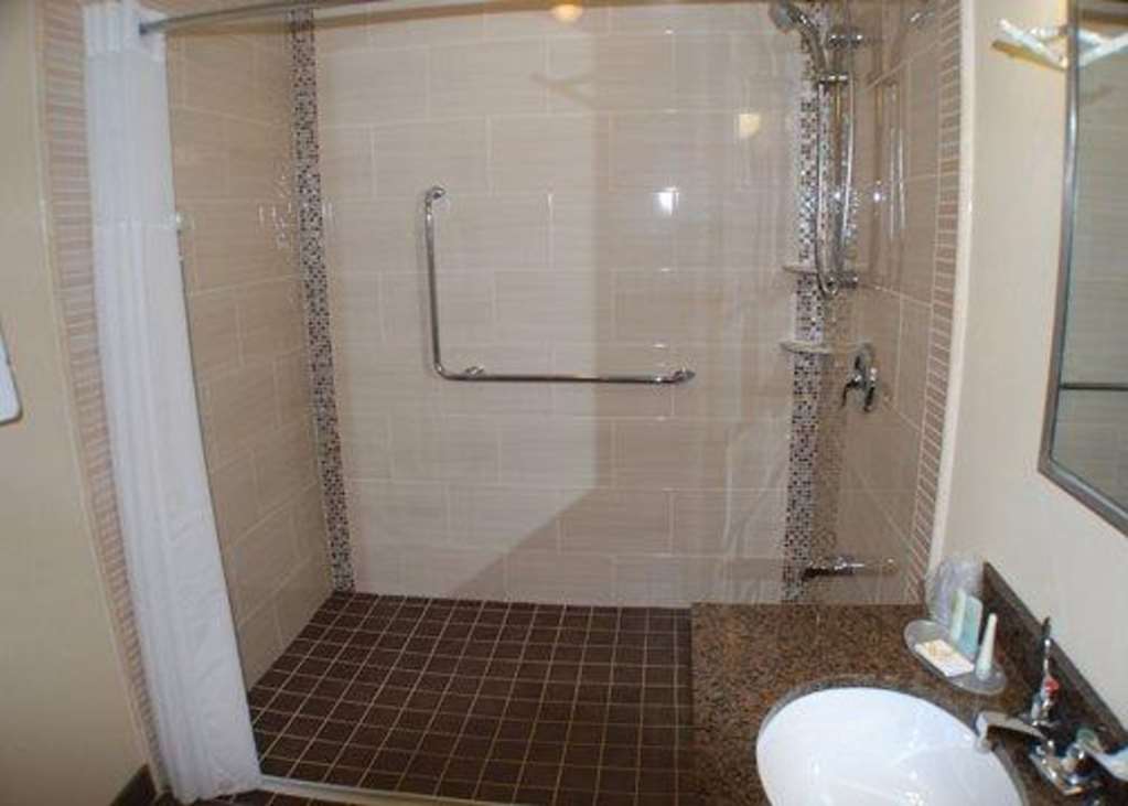 quality inn new liskeard on