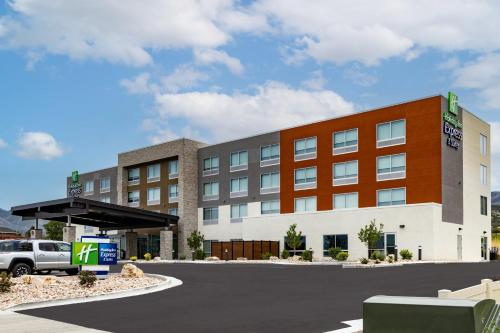 holiday inn express and suites nephi an ihg hotel