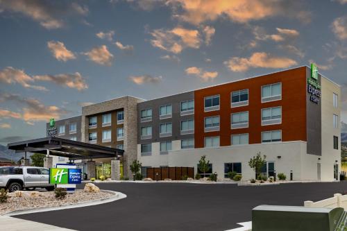 holiday inn express and suites nephi an ihg hotel