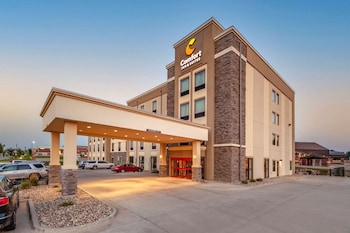 comfort inn and suites avera southwest