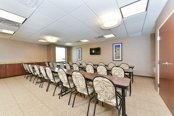 comfort inn and suites avera southwest