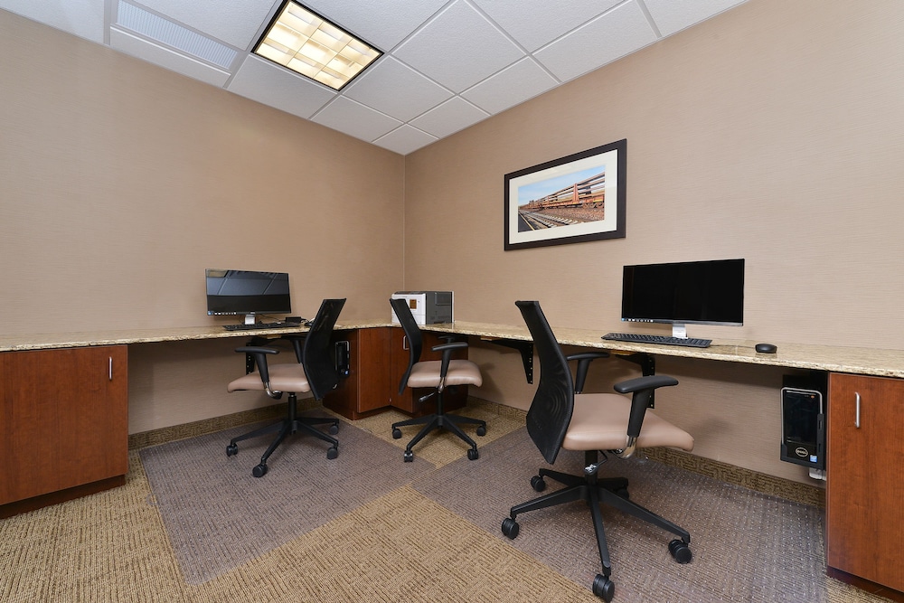 comfort inn and suites avera southwest