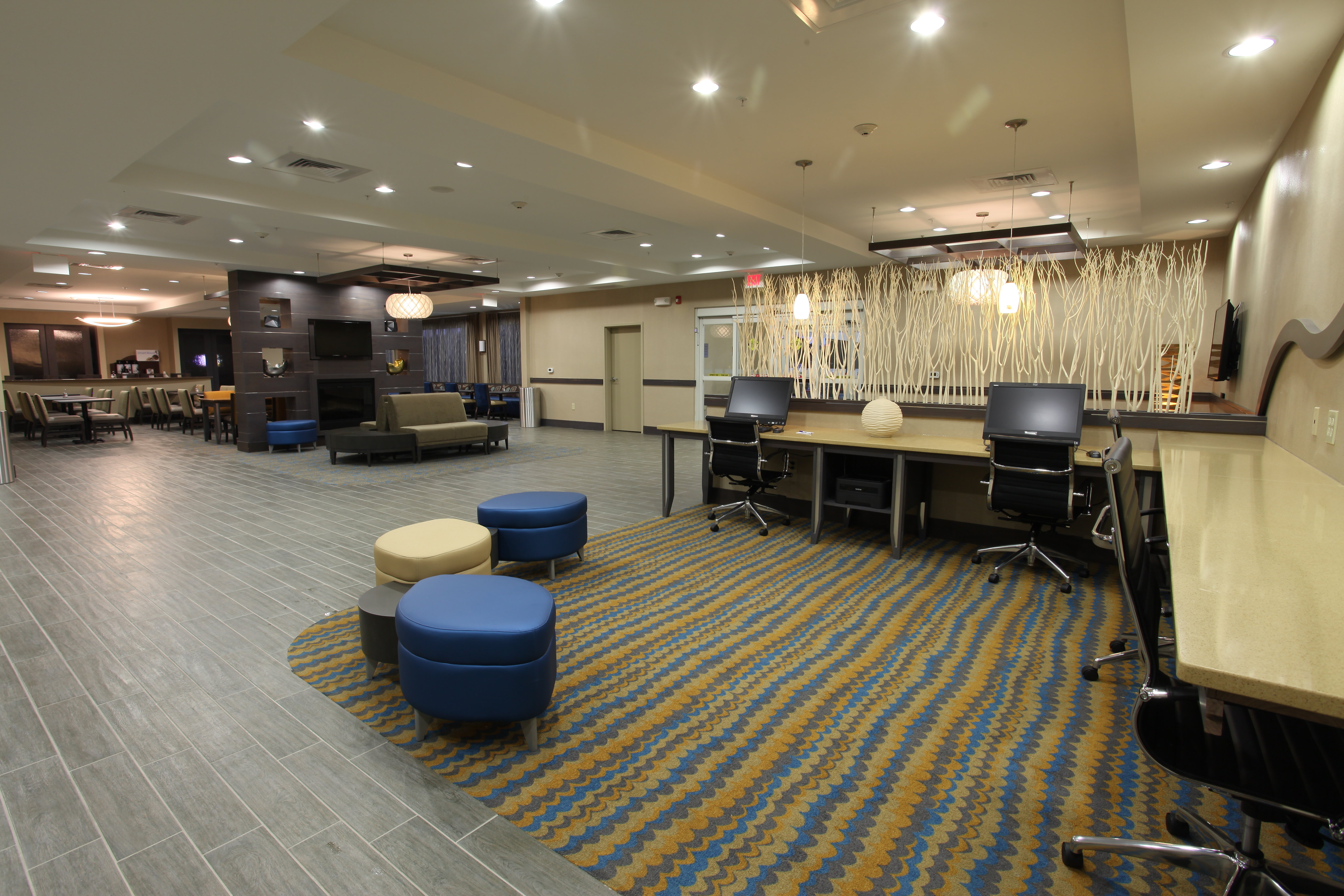 holiday inn express and suites goldsboro base area