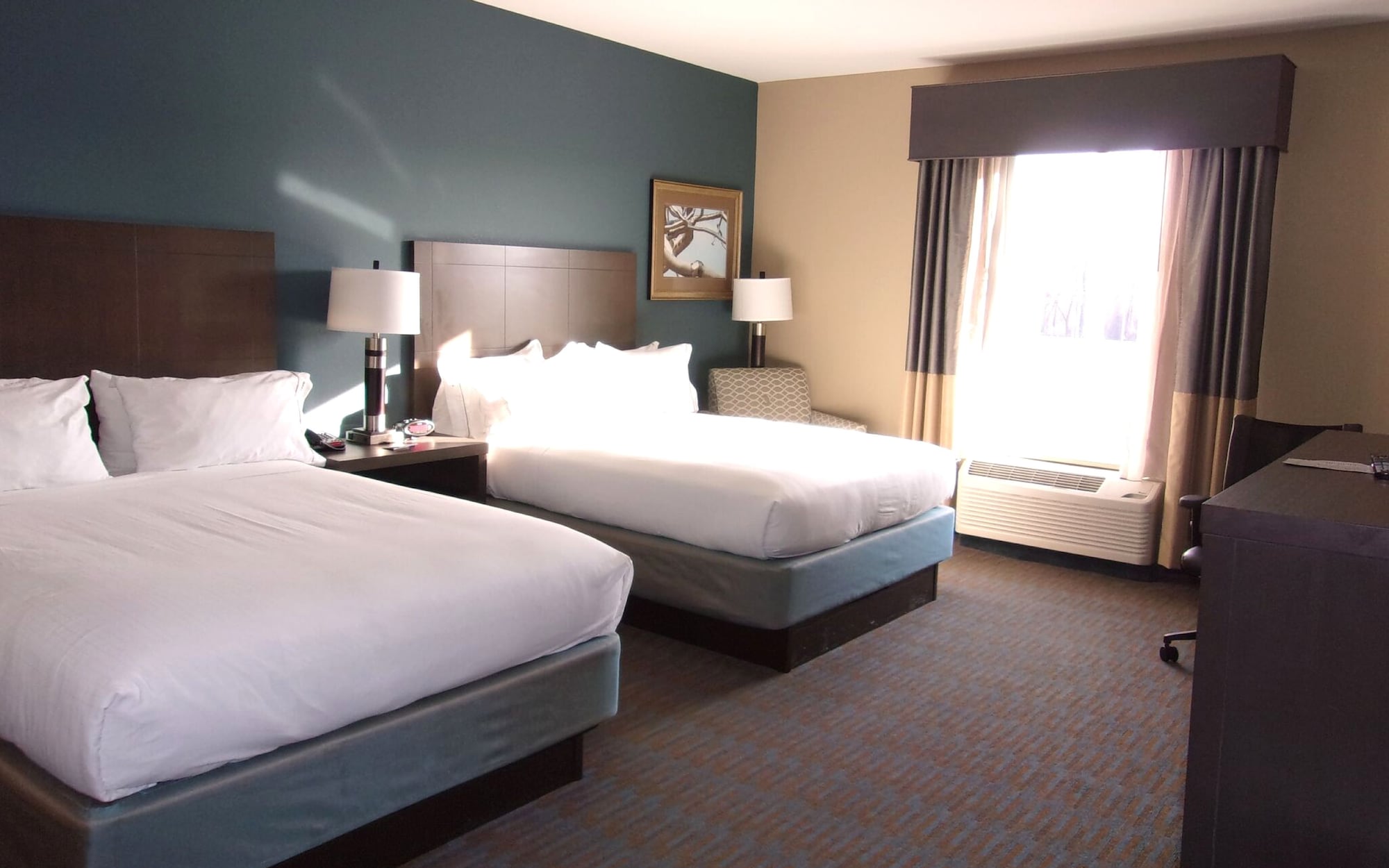 holiday inn express and suites goldsboro base area