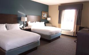 holiday inn express and suites goldsboro base area