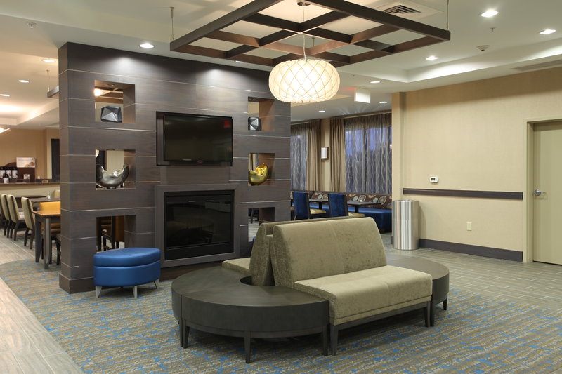 Holiday Inn Express And Suites Goldsboro Base Area