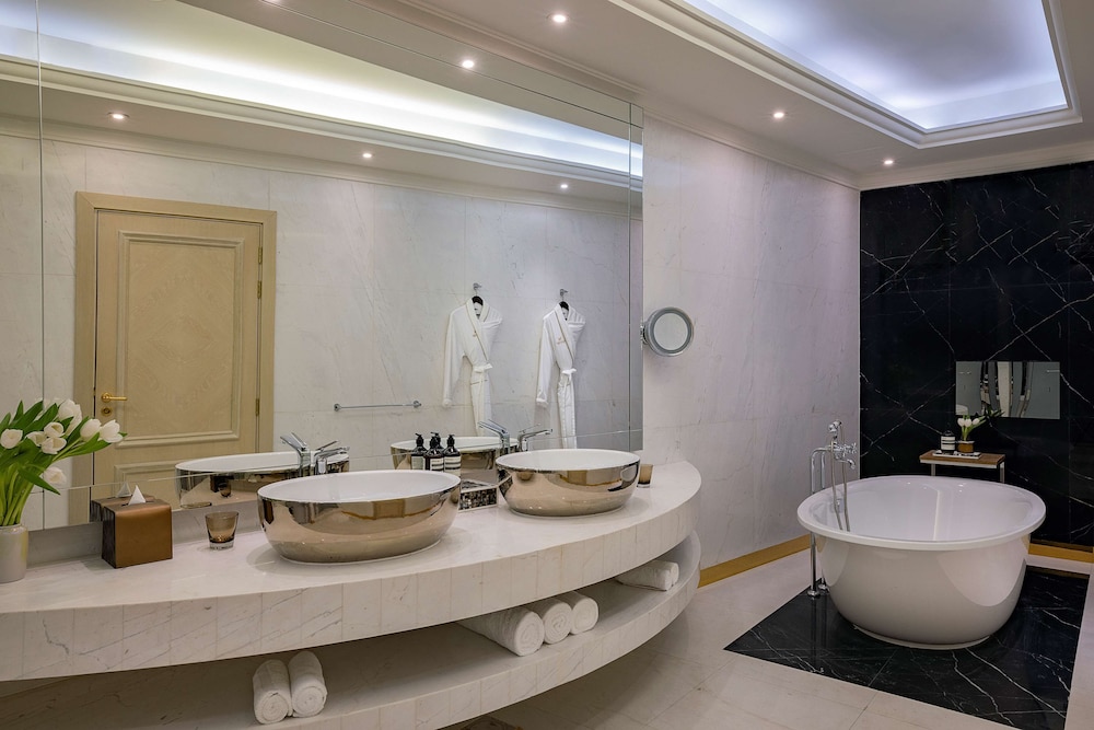 waldorf astoria dubai palm jumeirah