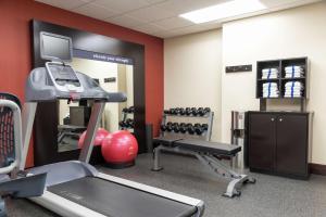 hampton inn and suites cleveland airport middleburg heights