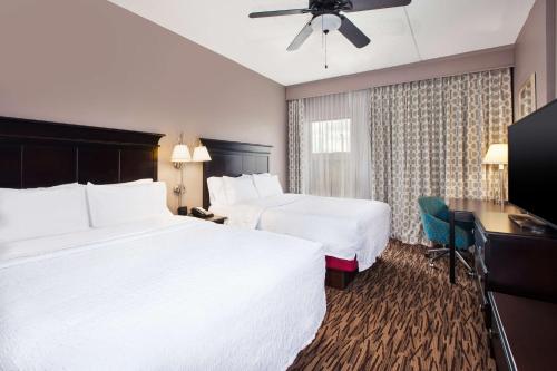 hampton inn and suites cleveland airport middleburg heights
