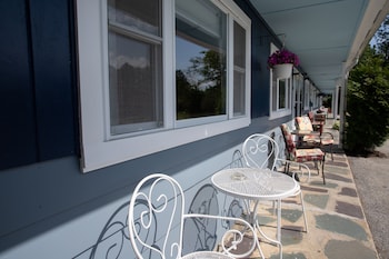 The Governor's Rock Motel Df Rockllc,Bennington>>Arlington,2 star