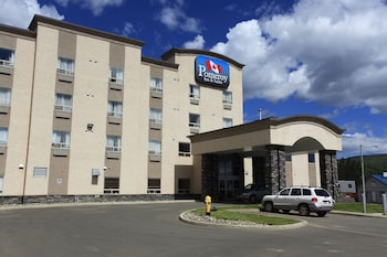 pomeroy inn and suites chetwynd
