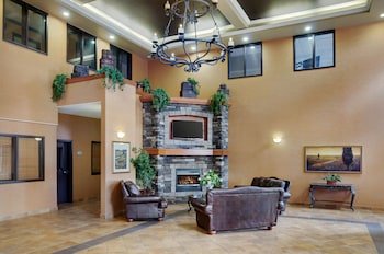 pomeroy inn and suites chetwynd