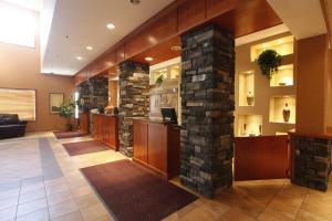 pomeroy inn and suites chetwynd
