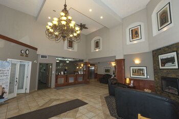 lakeview inns and suites fort nelson