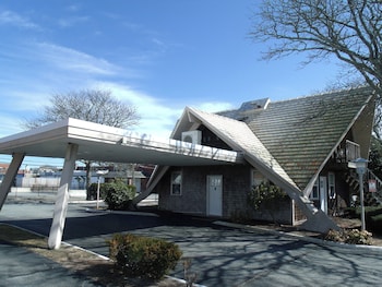 courtyard resort