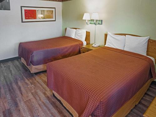 Rodeway Inn Albuquerque Downtown On Rt 66,Bernalillo>>Albuquerque,2 star