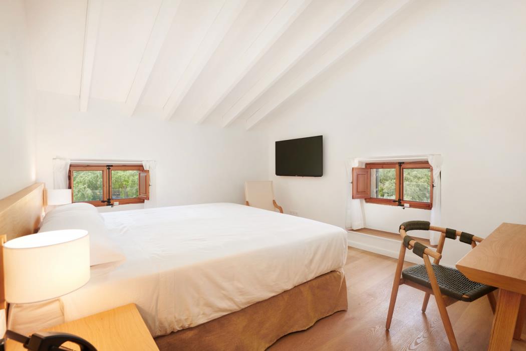 hotel rural es figueral nou adults only