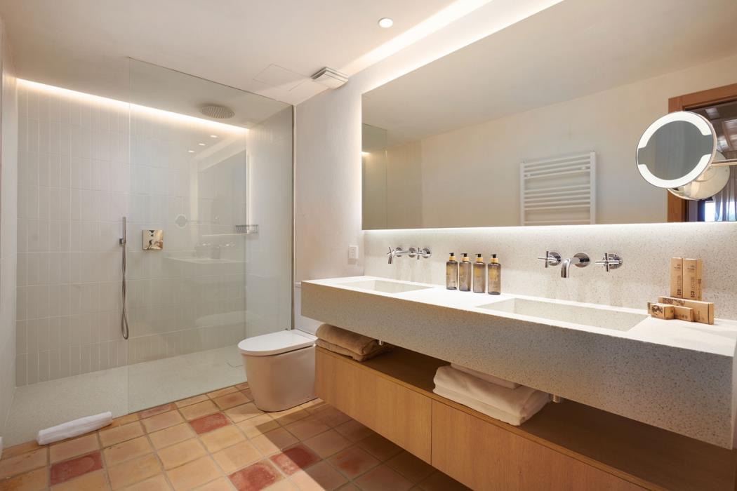 hotel rural es figueral nou adults only