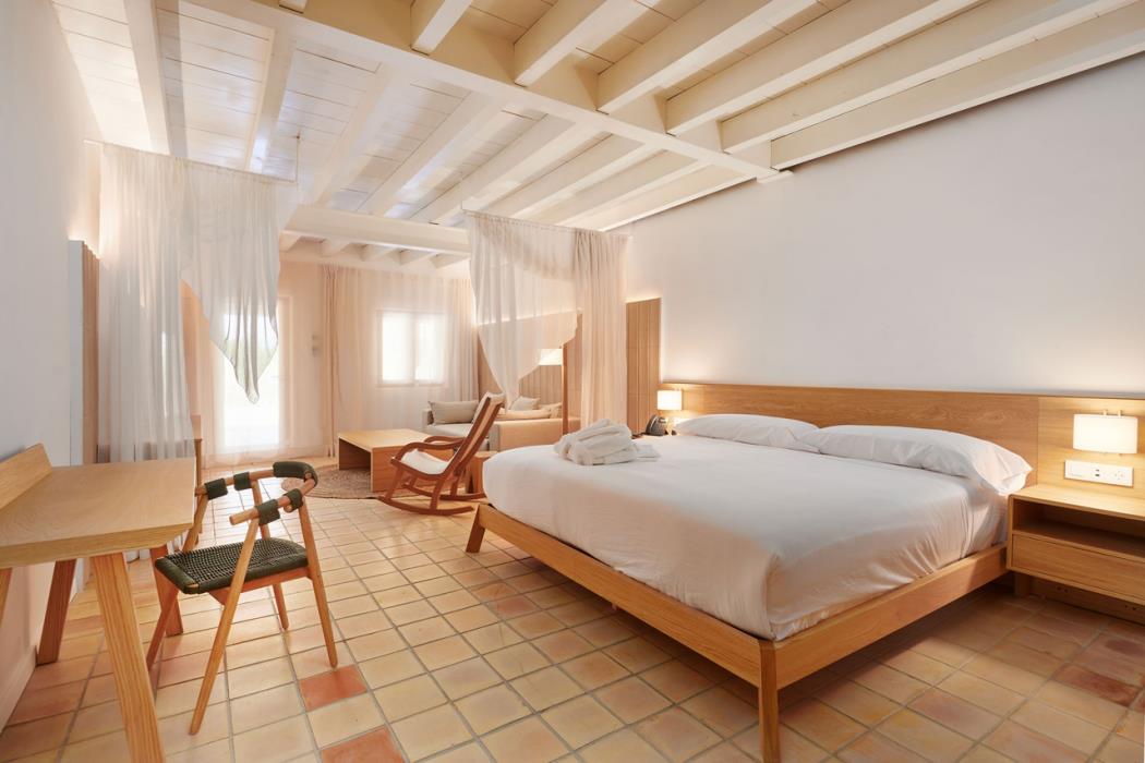 hotel rural es figueral nou adults only