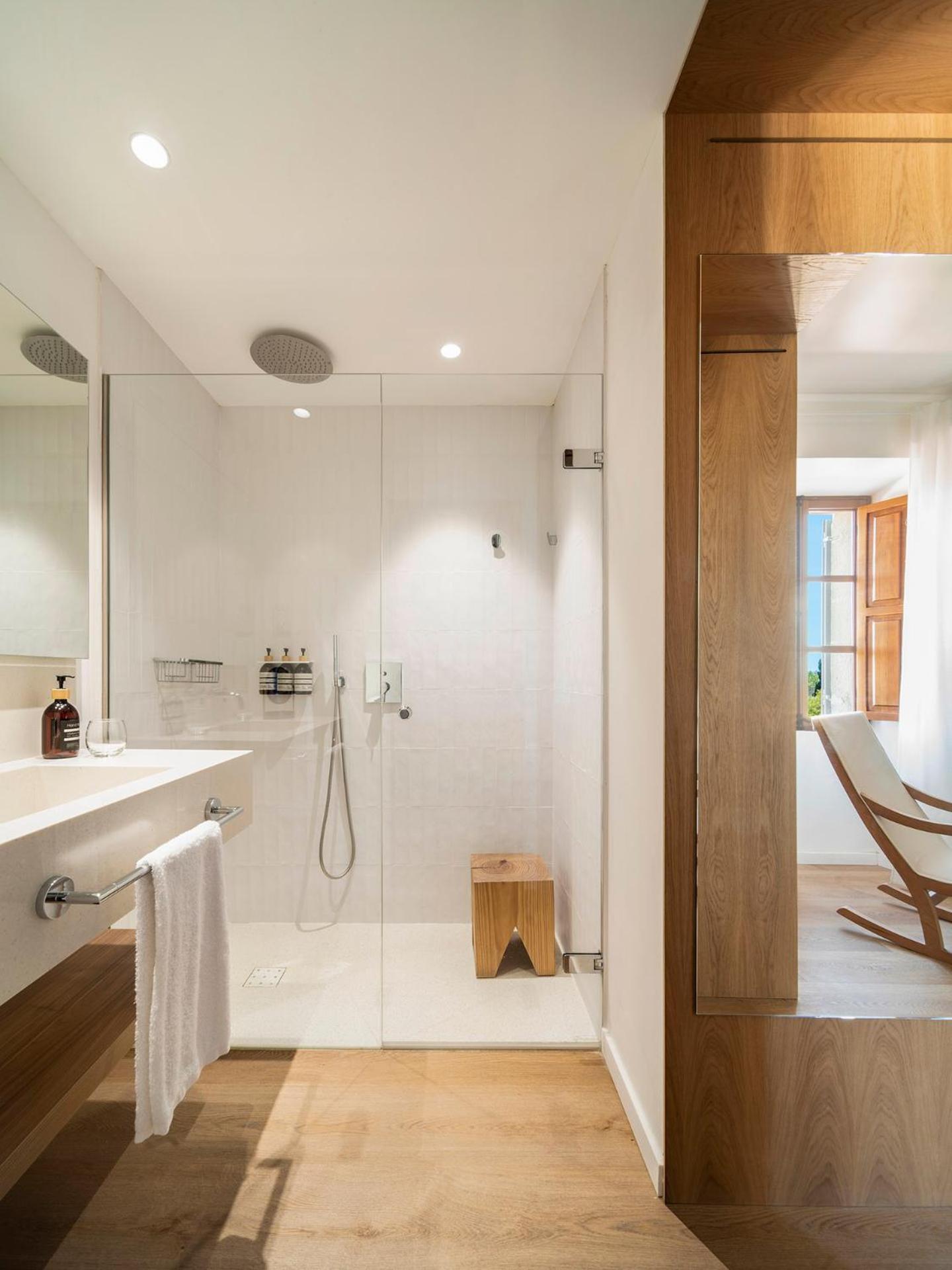 hotel rural es figueral nou adults only