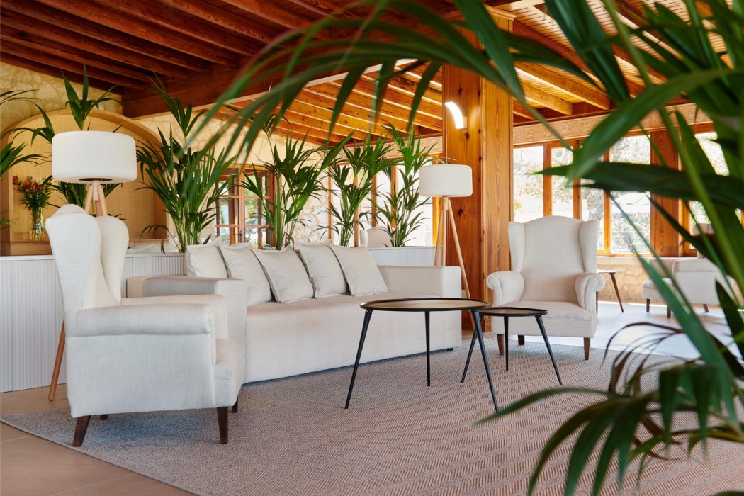 hotel rural es figueral nou adults only