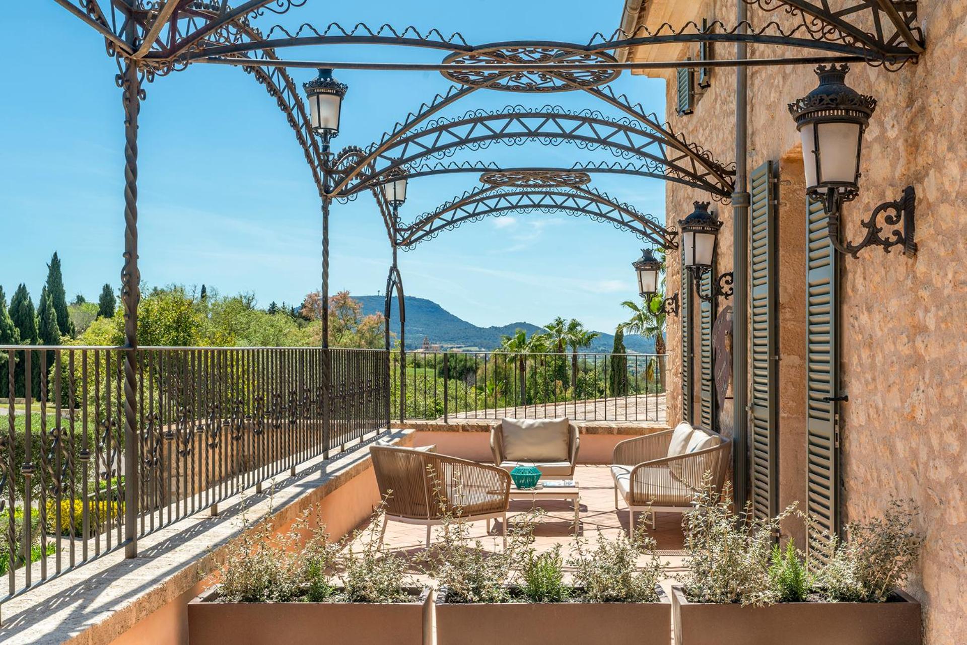 hotel rural es figueral nou adults only