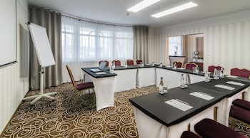 hotel lord warsaw airport