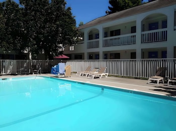 park inn by radisson santa rosa south