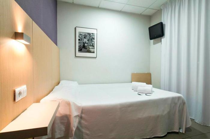 hostal putxet by gaiarooms