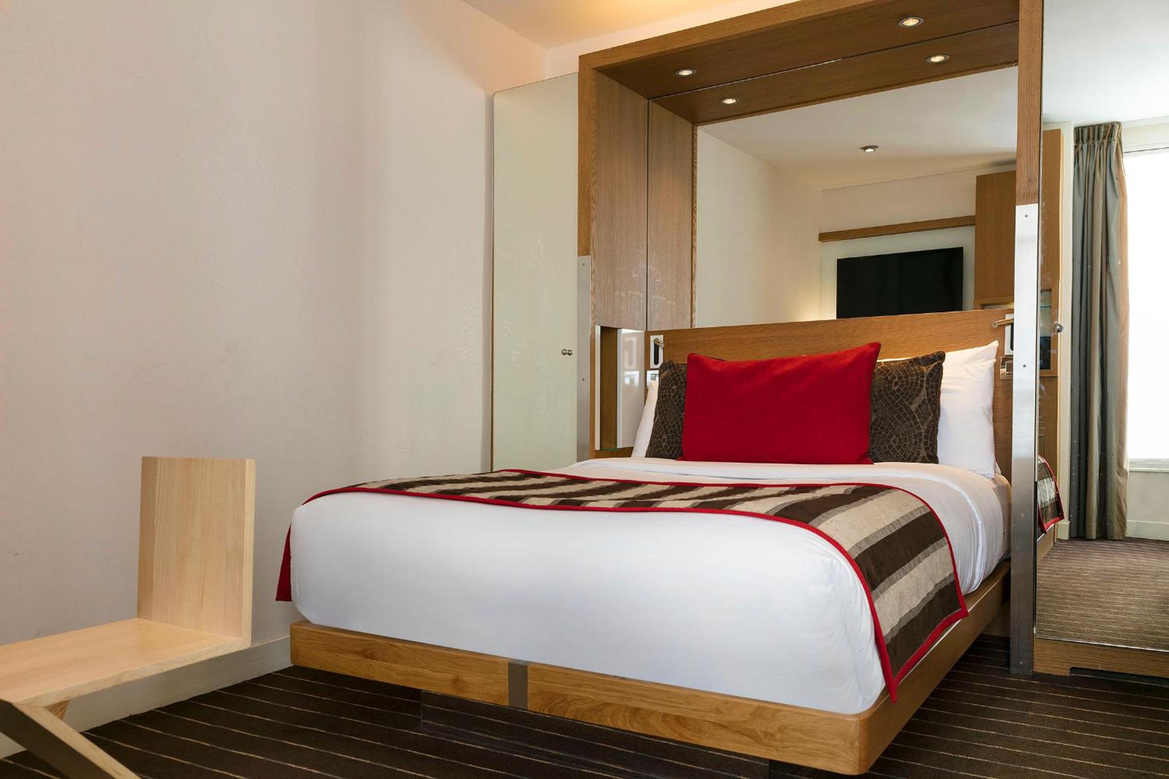 select hotel rive gauche